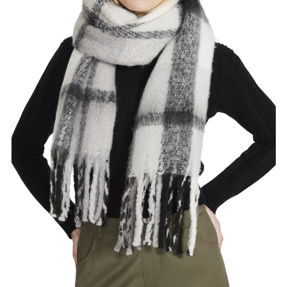 Steve Madden Monochrome Checkered Fringe Scarf